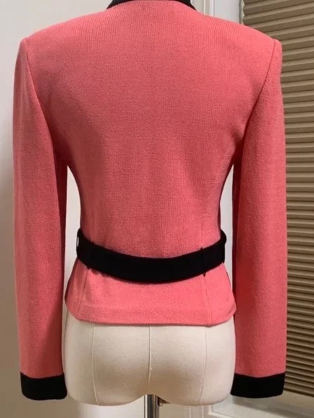 Sophisticated St. John Tailored Passion Pink & Black Blazer - Picture 3 of 8